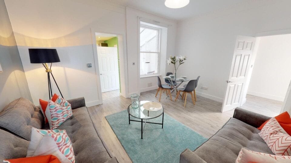 Ways to showcase a property renovation with the aid of a virtual tour.